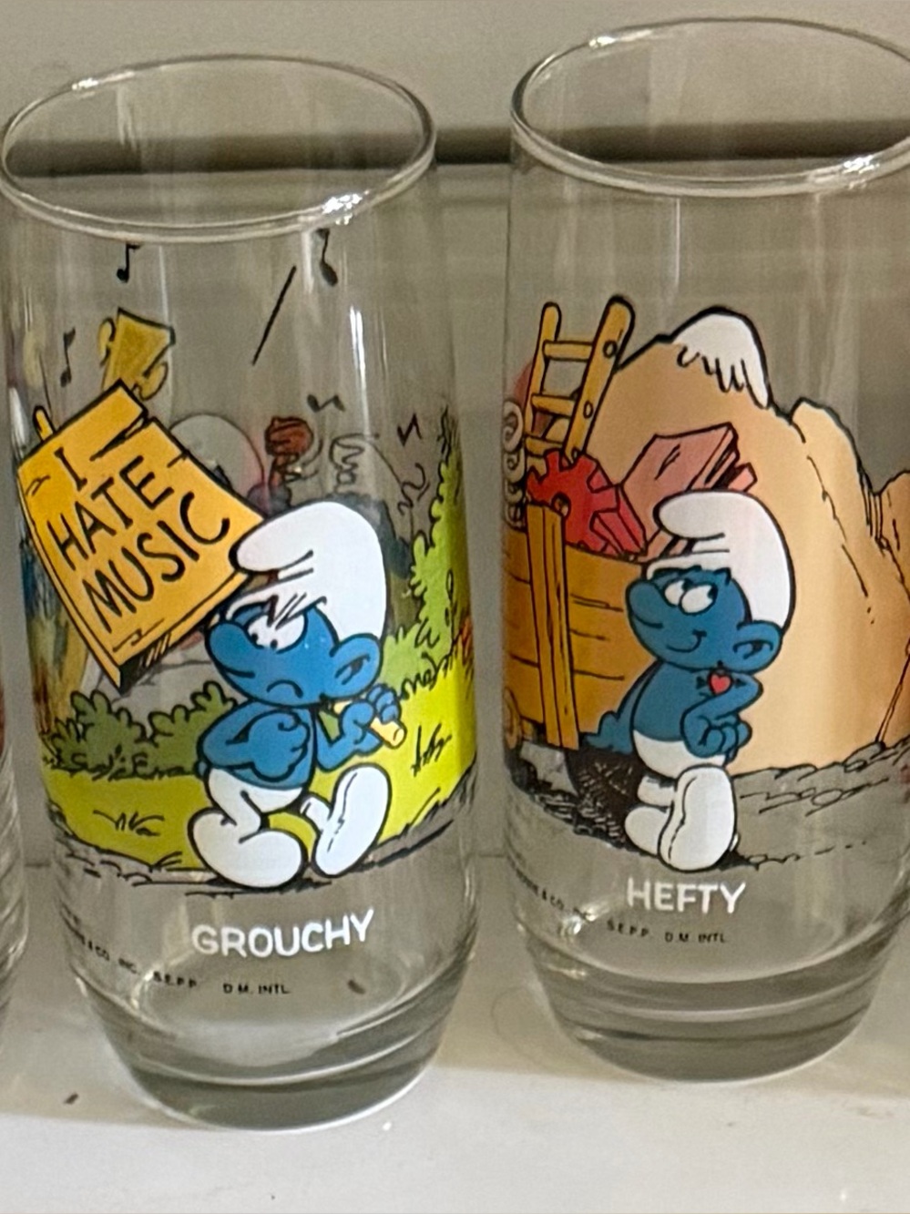 Vintage Wallace Berrie Smurf Character Drinking Glasses – Set of 8 perfect cond!